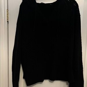 GAP Women's Elegant Black V-Neck Sweater